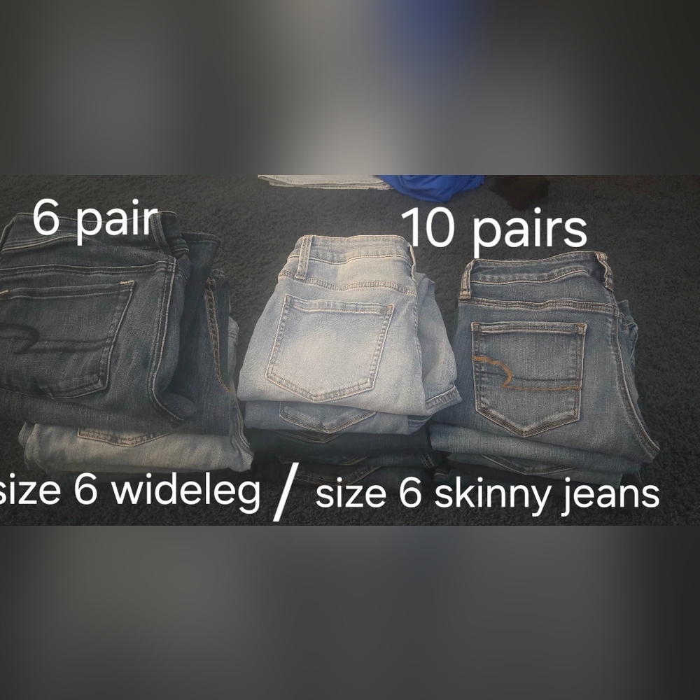 American Eagle Outfitters Women's Skinny Jeans - Light Blue & Dark Indigo Washes